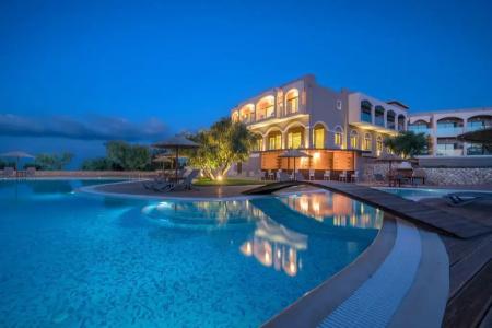 Elegance Luxury Executive Suites - Adults Only - 90
