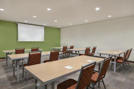 Home2 Suites by Hilton - 11