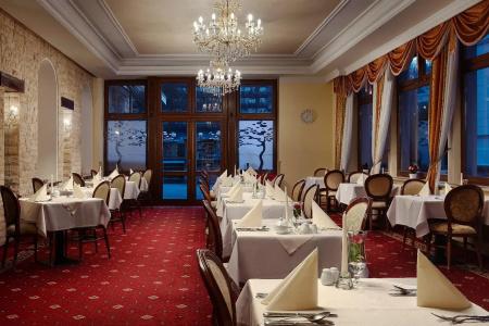 Humboldt Park & Spa - 14