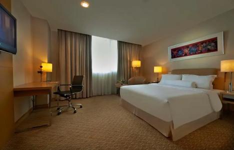 Royale Chulan The Curve - 46