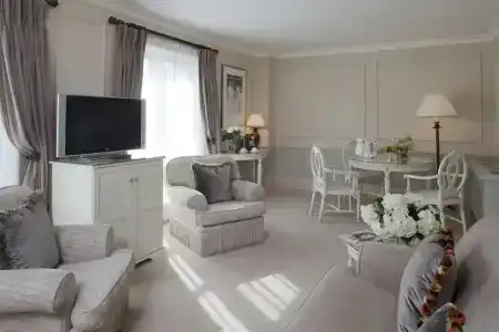 The Merrion - 81