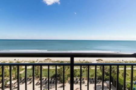 Breakers Resort - 219