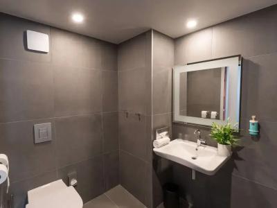 Mercure Angers Lac De Maine - 85