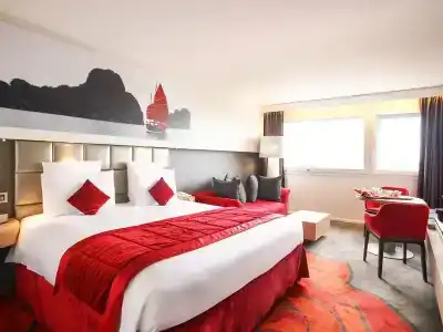 Mercure Orléans Centre Bords de Loire - 48