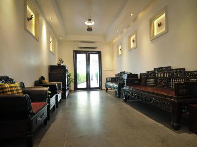 La Rose Suites - 1