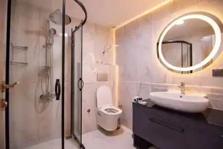 Sandal Otel - 40