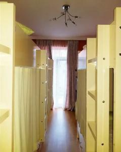 FLAT1 - 10