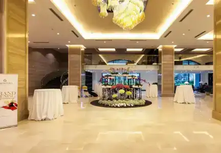 Elegant Suites Westlake - 13