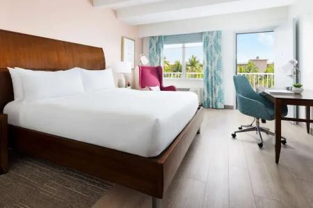 Hilton Garden Inn / The Keys Collection - 100