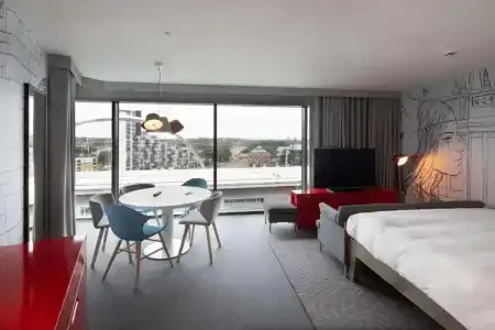 Radisson Red, Glasgow - 81