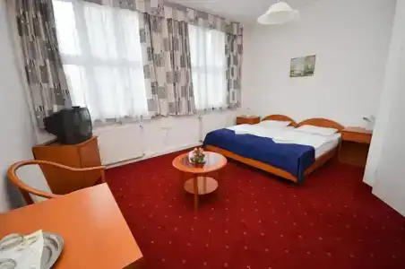Broadway City Guesthouse - 24