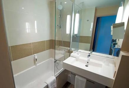 Mercure Beaune Centre - 73