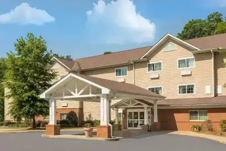Hawthorn Suites by Wyndham Fort Benning - 17