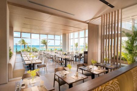 DoubleTree by Hilton Okinawa Chatan Resort - 21