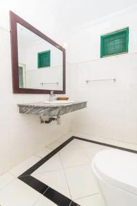 Eighth Wonder Resort - 24