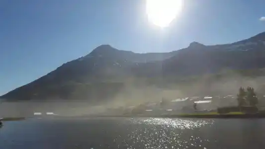 Við Lónið - 69