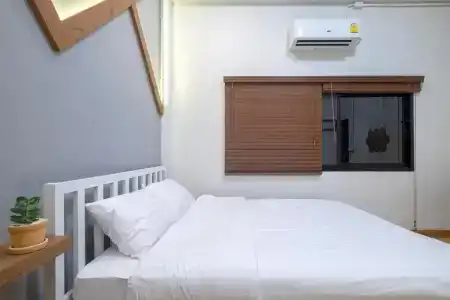Bed Friends Poshtel - 35