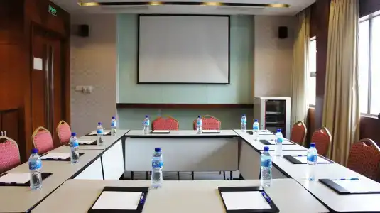 Holiday Inn Express Jinqiao Central, An Ihg - 16