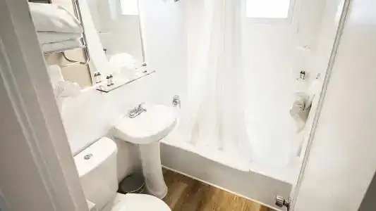 Ocean Reef Suites - 9