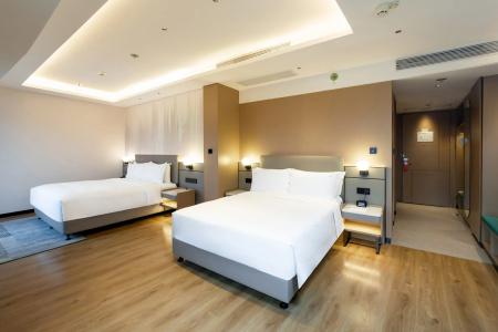 Holiday Inn Shanghai Nanjing Road, An Ihg - 3