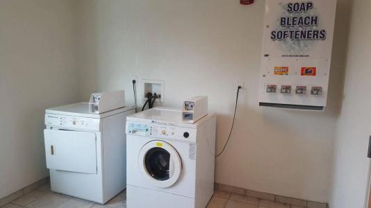 SureStay Plus by Best Western East - 6