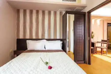 CityHome Aparthotel - 43
