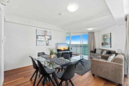 Crystal Bay On The Broadwater - 218