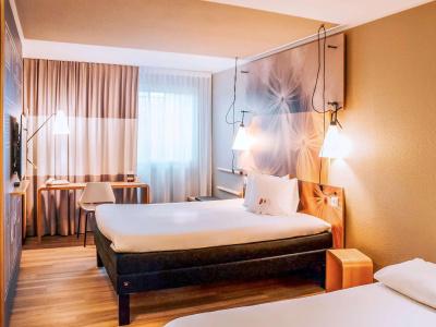 ibis Frankfurt Airport - 5
