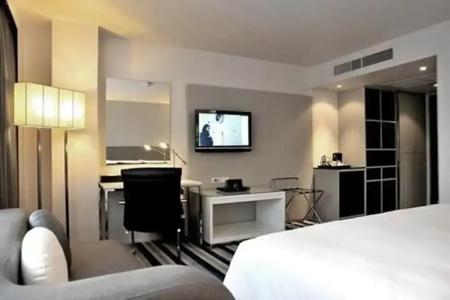 Best Western Plus @20 Sukhumvit - 58