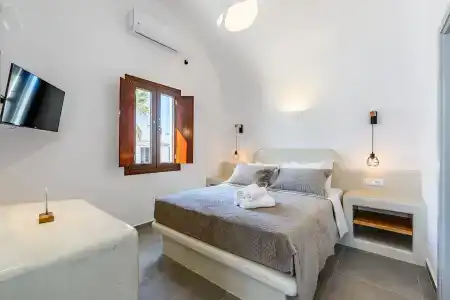 Agia Irini - 1