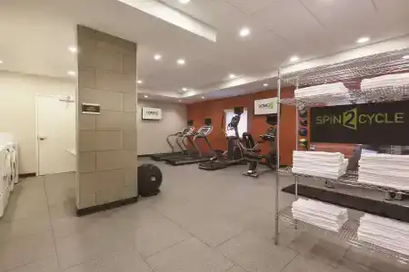 Home2 Suites by Hilton - 12