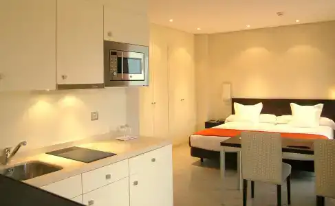 Suites Viena Plaza de España - 13