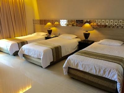 Indra Regent - 43