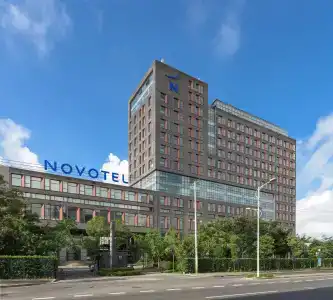 Novotel Shanghai Clover - 0