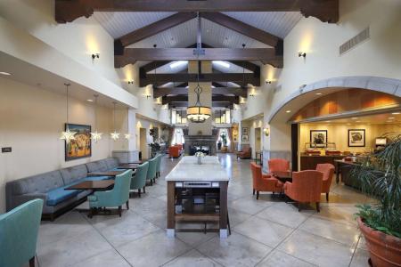 Hampton Inn & Suites Tucson Mall - 14