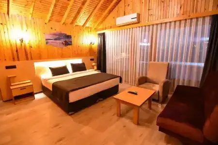 Sandal Otel - 113