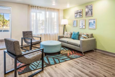 WoodSpring Suites Orlando Kissimmee Maingate - 27