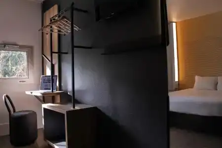 b&b hôTel Nanterre Rueil-Malmaison - 15