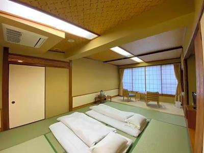 Kameya Rakan - 53