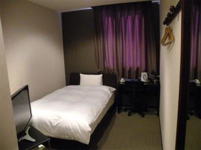 First Inn - 13
