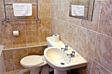 Oyo Central Golders Green - 13