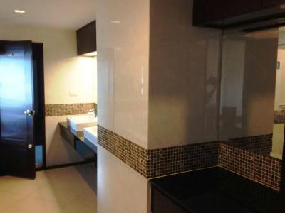 August Suites - 10