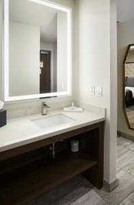 Legacy Resort & Spa - 45