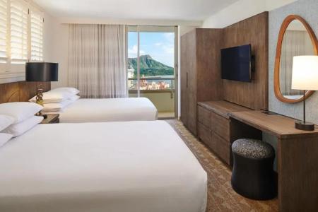 Embassy Suites by Hilton Waikiki Beach Walk - 61