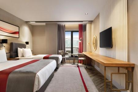 Ramada By Wyndham - 3