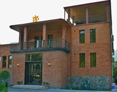 Royal Palace, Lagodekhi - 0