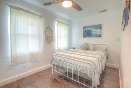 Daytona Shores Inn and Suites - 18