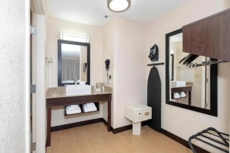 Red Roof Inn Plus+ – Southpoint - 31