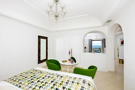Eden Roc Suites - 197