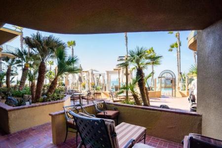 Pacific Terrace - 51